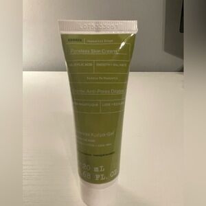 Korres poreless skin cream